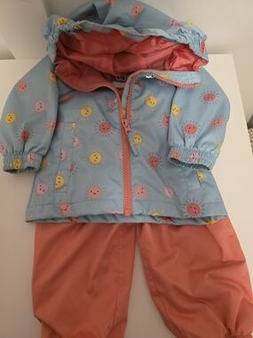 Gusti Rain Jacket Set With Splash Pants in Sun Pattern